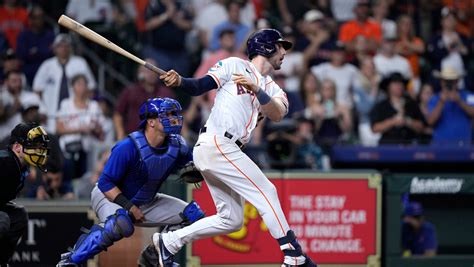 Tucker’s 2-run single completes 4-run rally in 9th as Astros sweep skidding Cubs, 7-6
